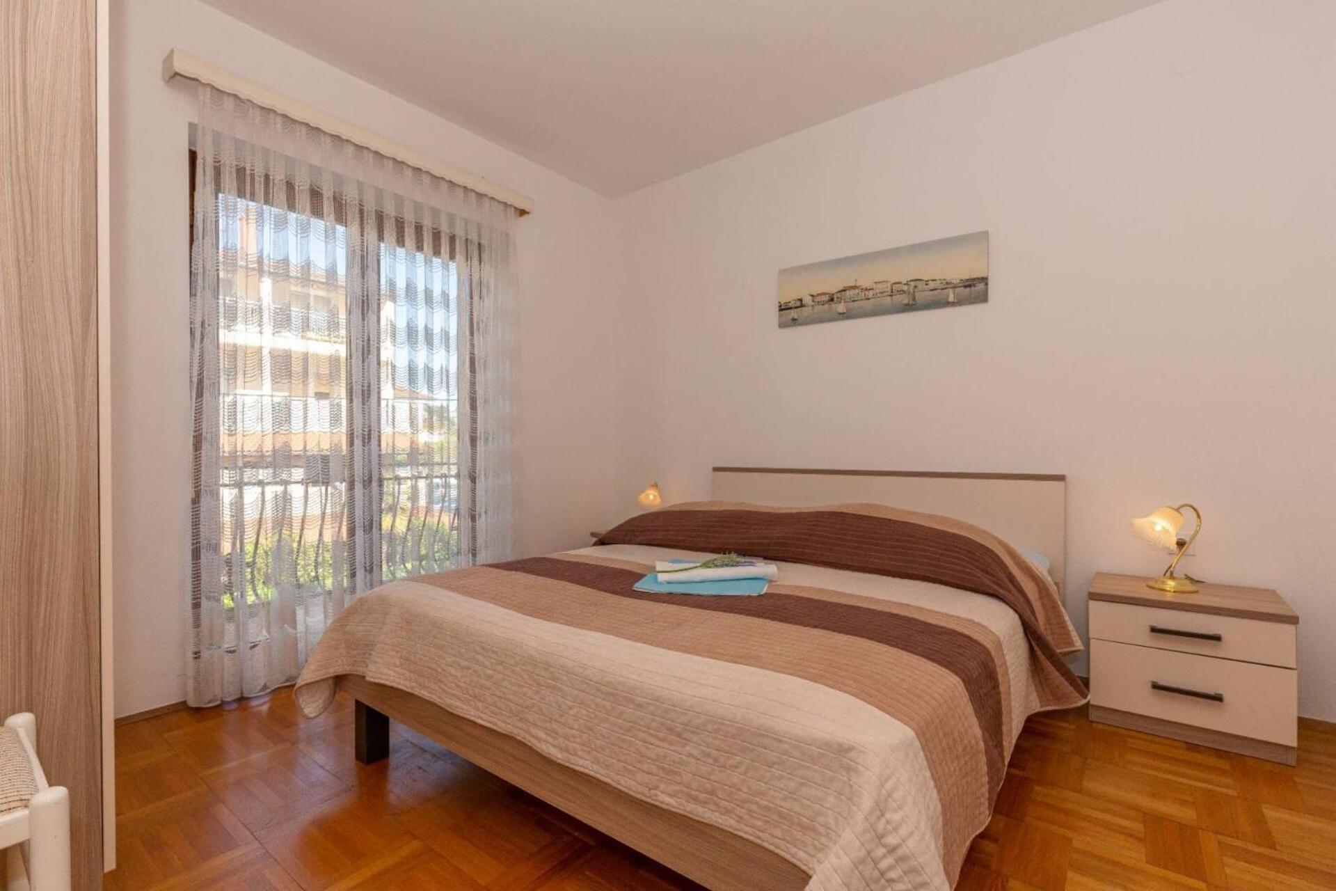 Three Bedroom Apartment In Biograd Биоград на Мору Екстериор снимка