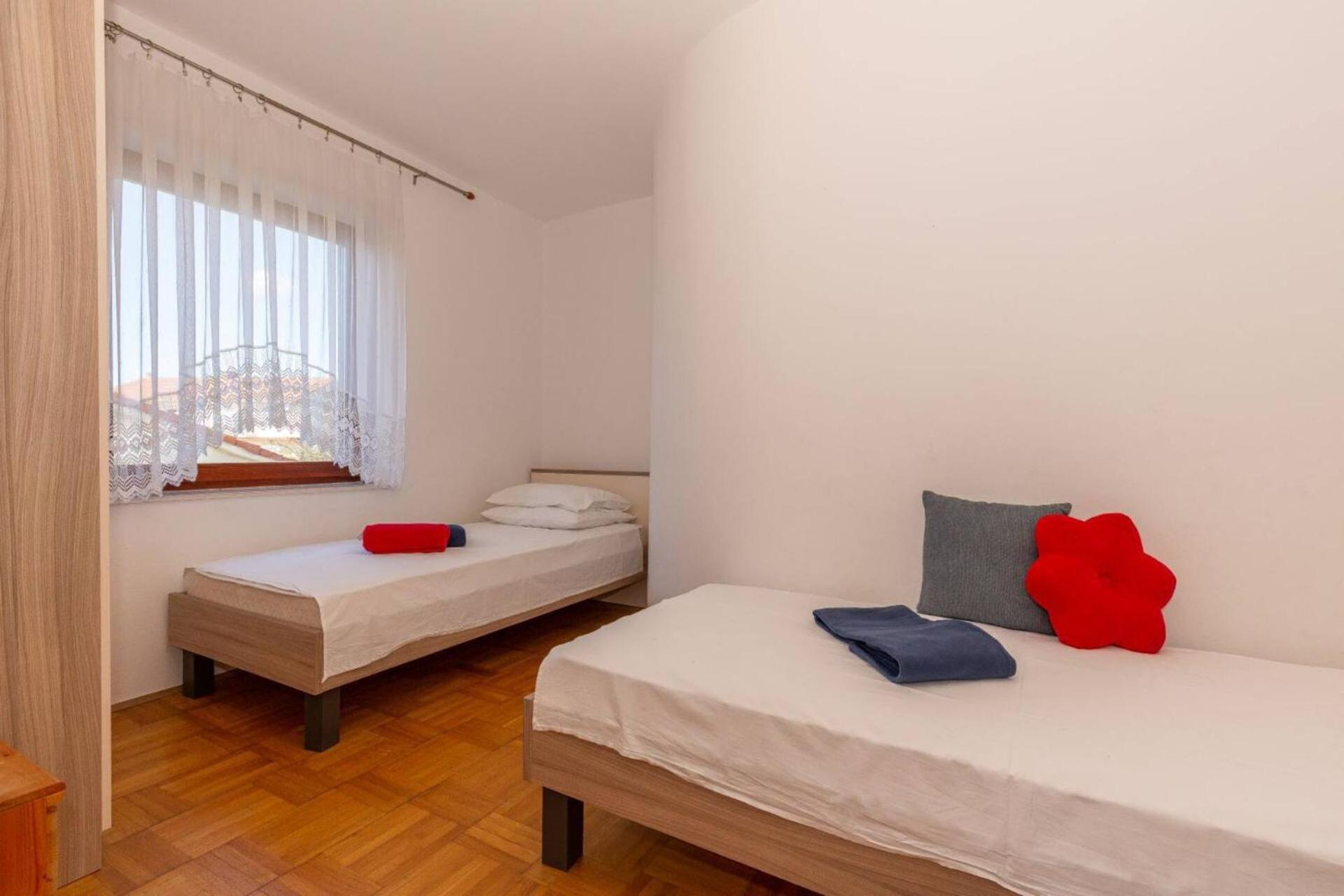 Three Bedroom Apartment In Biograd Биоград на Мору Екстериор снимка