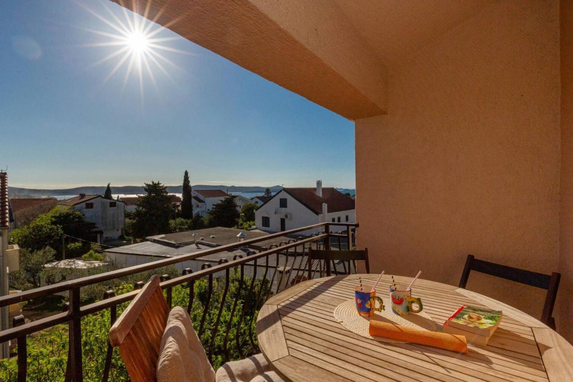 Three Bedroom Apartment In Biograd Биоград на Мору Екстериор снимка