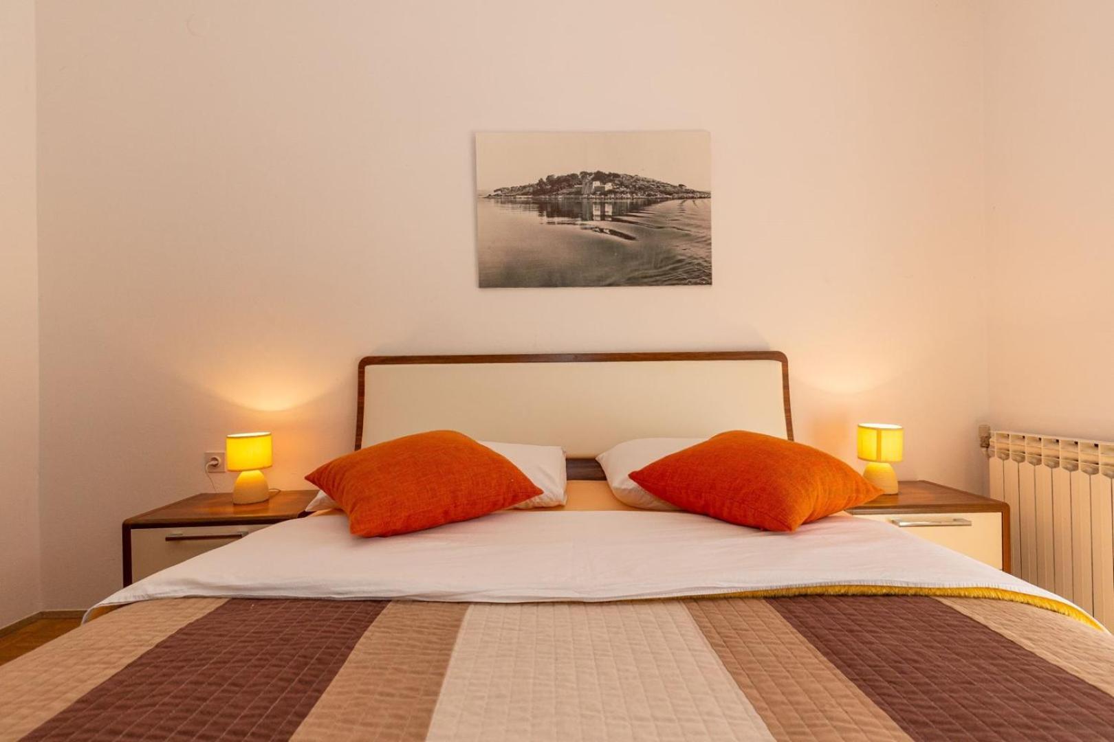 Three Bedroom Apartment In Biograd Биоград на Мору Екстериор снимка