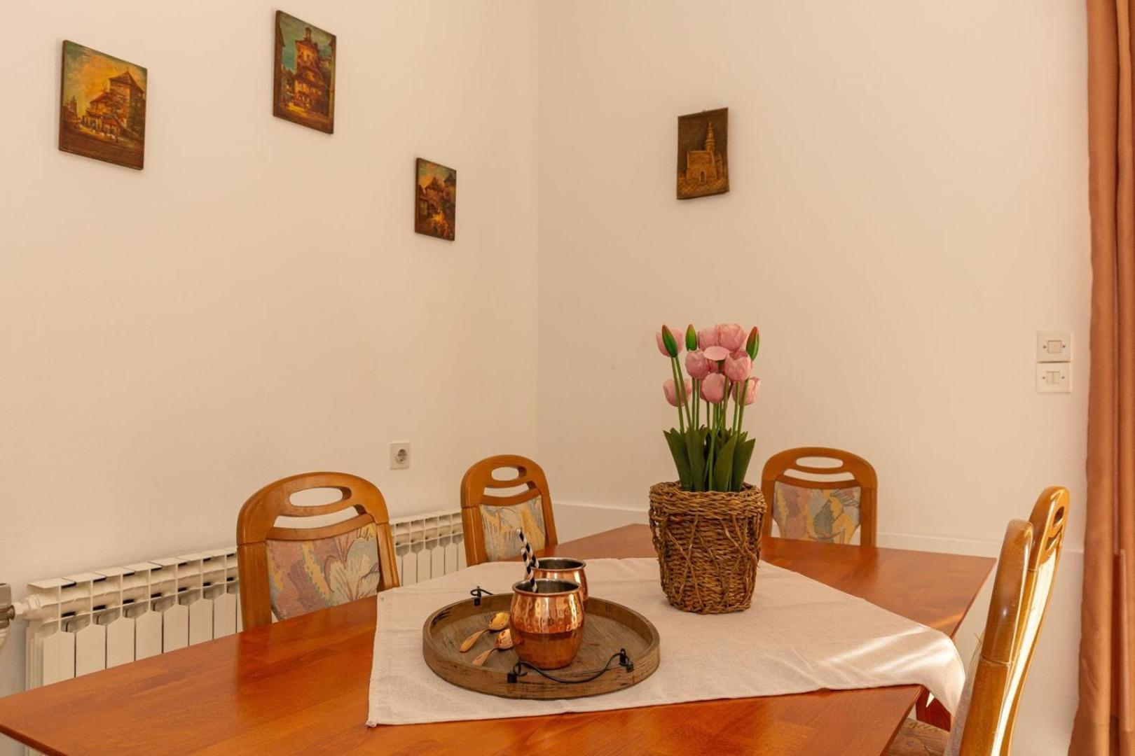 Three Bedroom Apartment In Biograd Биоград на Мору Екстериор снимка