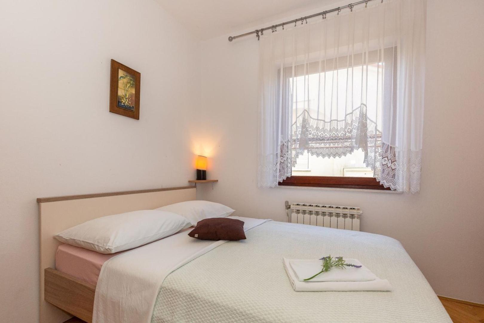 Three Bedroom Apartment In Biograd Биоград на Мору Екстериор снимка